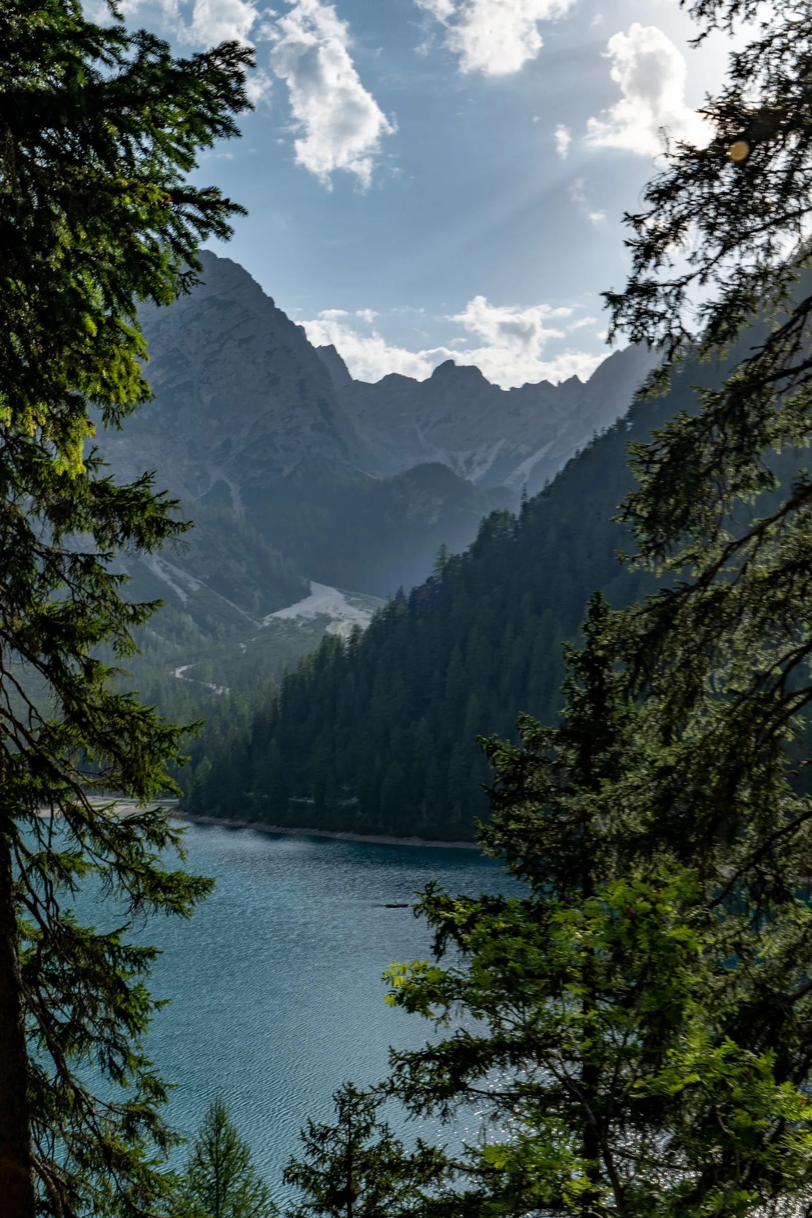 Lago di Braies, Włochy. Fotografia: Marian Kozaczewski.